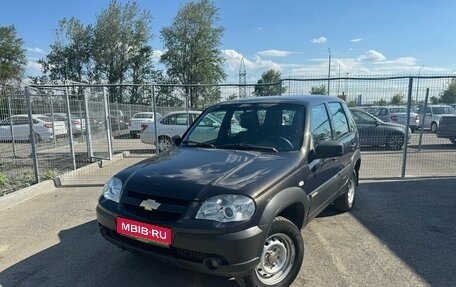 Chevrolet Niva I рестайлинг, 2016 год, 620 000 рублей, 1 фотография