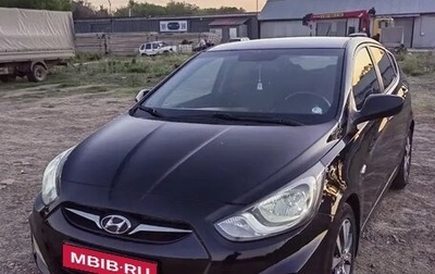 Hyundai Solaris II рестайлинг, 2011 год, 750 000 рублей, 1 фотография
