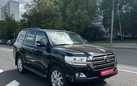 Toyota Land Cruiser 200, 2016 год, 6 300 000 рублей, 1 фотография