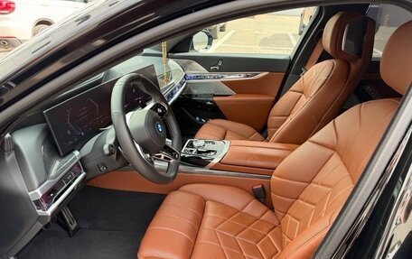 BMW 7 серия, 2024 год, 22 000 000 рублей, 9 фотография