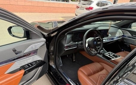 BMW 7 серия, 2024 год, 22 000 000 рублей, 10 фотография