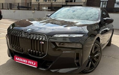 BMW 7 серия, 2024 год, 22 000 000 рублей, 2 фотография