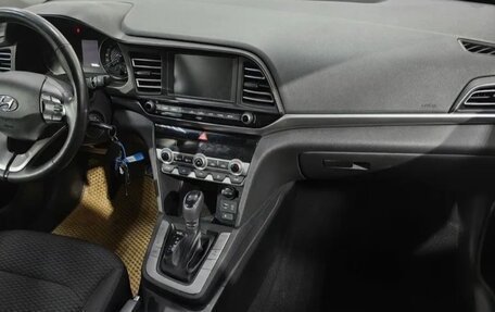 Hyundai Elantra VI рестайлинг, 2019 год, 1 720 000 рублей, 7 фотография