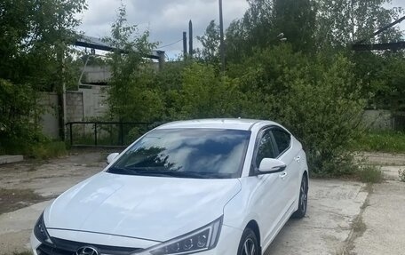 Hyundai Elantra VI рестайлинг, 2019 год, 1 720 000 рублей, 2 фотография