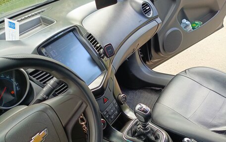 Chevrolet Cruze II, 2010 год, 630 000 рублей, 7 фотография