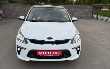 KIA Rio IV, 2020 год, 1 580 000 рублей, 9 фотография