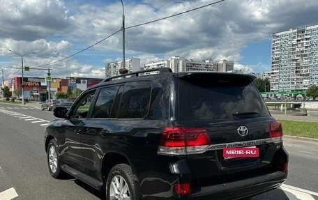 Toyota Land Cruiser 200, 2016 год, 6 300 000 рублей, 4 фотография