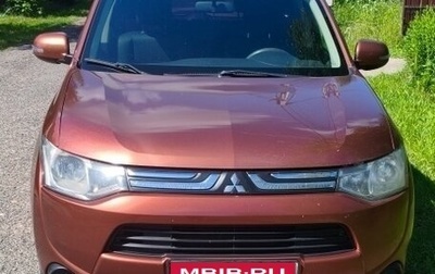 Mitsubishi Outlander III рестайлинг 3, 2012 год, 969 000 рублей, 1 фотография