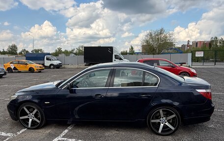 BMW 5 серия, 2004 год, 850 000 рублей, 9 фотография