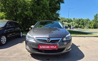 Opel Astra J, 2011 год, 650 000 рублей, 1 фотография
