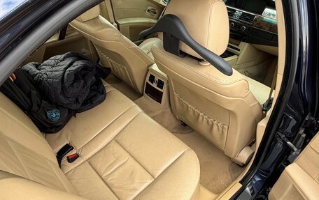 BMW 5 серия, 2004 год, 850 000 рублей, 17 фотография