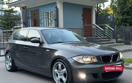 BMW 1 серия, 2008 год, 699 999 рублей, 29 фотография