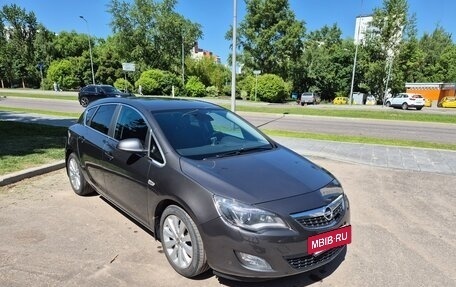Opel Astra J, 2011 год, 650 000 рублей, 10 фотография