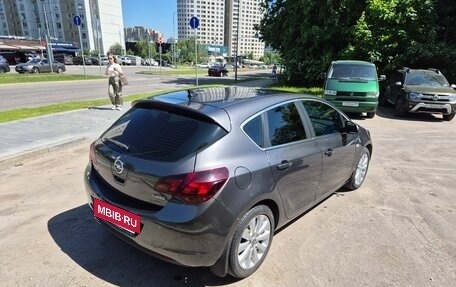 Opel Astra J, 2011 год, 650 000 рублей, 8 фотография