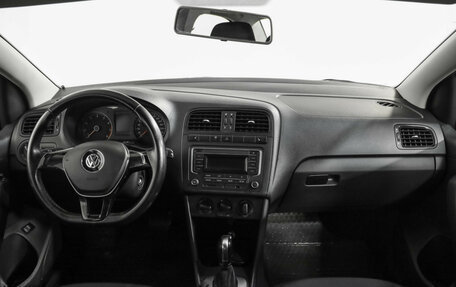 Volkswagen Polo VI (EU Market), 2017 год, 949 000 рублей, 11 фотография