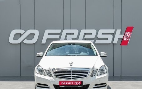 Mercedes-Benz E-Класс, 2010 год, 2 030 000 рублей, 3 фотография
