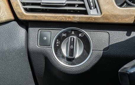 Mercedes-Benz E-Класс, 2010 год, 2 030 000 рублей, 19 фотография