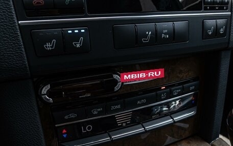 Mercedes-Benz E-Класс, 2010 год, 2 030 000 рублей, 13 фотография