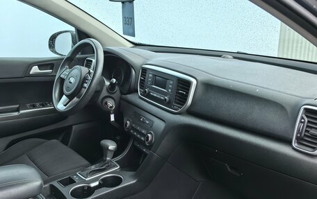 KIA Sportage IV рестайлинг, 2019 год, 2 050 000 рублей, 21 фотография