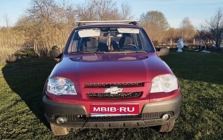 Chevrolet Niva I рестайлинг, 2011 год, 570 000 рублей, 1 фотография