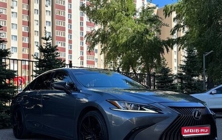 Lexus ES VII, 2019 год, 4 350 000 рублей, 1 фотография