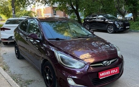 Hyundai Solaris II рестайлинг, 2012 год, 450 000 рублей, 1 фотография