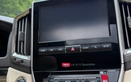 Toyota Land Cruiser 200, 2021 год, 14 250 000 рублей, 13 фотография