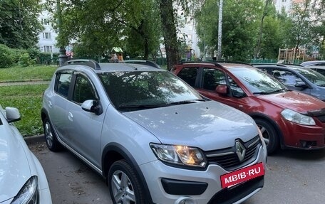 Renault Sandero II рестайлинг, 2015 год, 850 000 рублей, 6 фотография