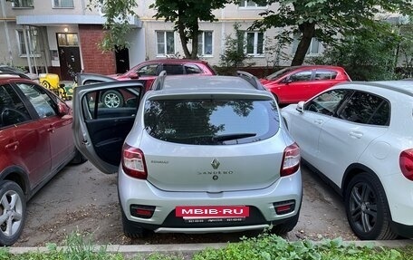 Renault Sandero II рестайлинг, 2015 год, 850 000 рублей, 14 фотография