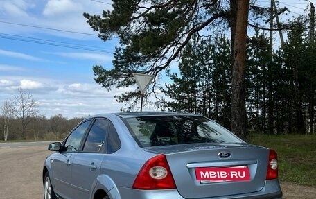 Ford Focus II рестайлинг, 2005 год, 450 000 рублей, 2 фотография