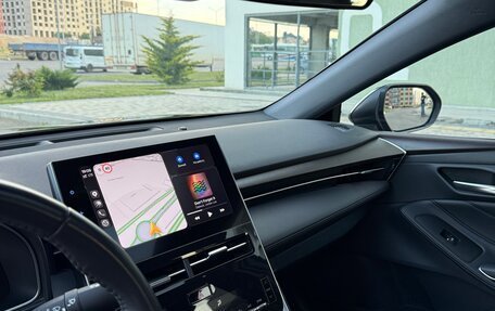Toyota Avalon, 2023 год, 3 050 000 рублей, 10 фотография