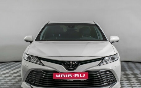 Toyota Camry, 2021 год, 3 055 000 рублей, 3 фотография