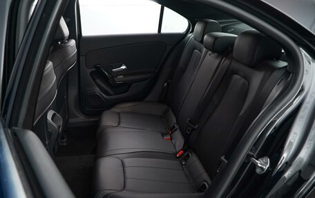 Mercedes-Benz A-Класс, 2019 год, 2 047 077 рублей, 9 фотография