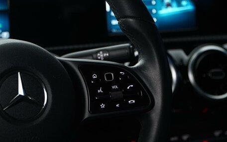 Mercedes-Benz A-Класс, 2019 год, 2 047 077 рублей, 13 фотография