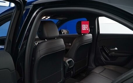 Mercedes-Benz A-Класс, 2019 год, 2 047 077 рублей, 11 фотография