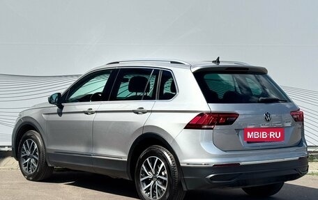 Volkswagen Tiguan II, 2021 год, 2 540 000 рублей, 6 фотография