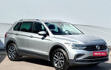 Volkswagen Tiguan II, 2021 год, 2 540 000 рублей, 5 фотография