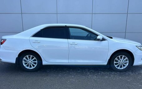 Toyota Camry, 2016 год, 1 700 000 рублей, 4 фотография