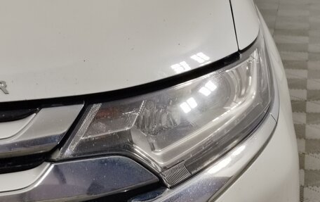Mitsubishi Outlander III рестайлинг 3, 2016 год, 1 599 000 рублей, 22 фотография
