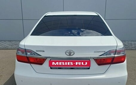 Toyota Camry, 2016 год, 1 700 000 рублей, 6 фотография