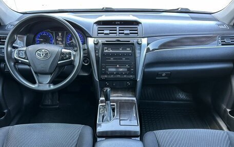 Toyota Camry, 2016 год, 1 700 000 рублей, 12 фотография