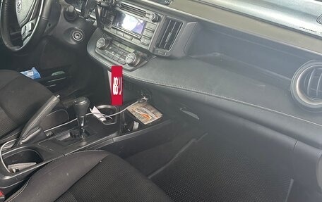 Toyota RAV4, 2017 год, 2 500 000 рублей, 9 фотография