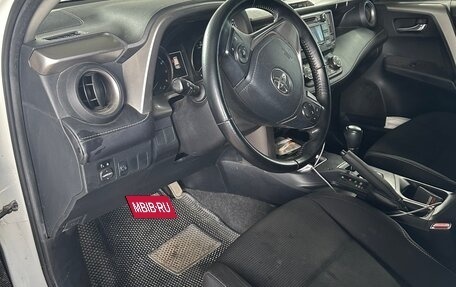 Toyota RAV4, 2017 год, 2 500 000 рублей, 10 фотография