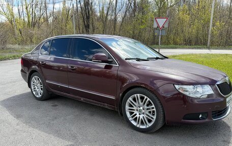 Skoda Superb III рестайлинг, 2012 год, 700 000 рублей, 2 фотография