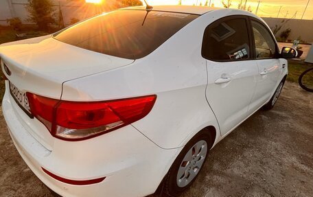 KIA Rio III рестайлинг, 2016 год, 930 000 рублей, 4 фотография