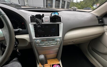 Toyota Camry, 2006 год, 1 050 000 рублей, 2 фотография