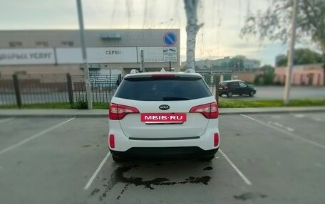 KIA Sorento II рестайлинг, 2015 год, 2 100 000 рублей, 2 фотография