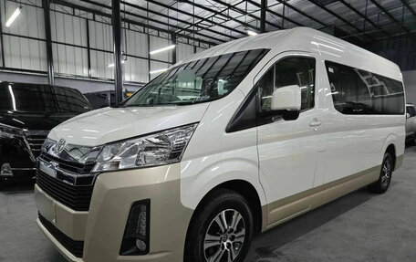 Toyota HiAce H300, 2026 год, 7 980 000 рублей, 4 фотография