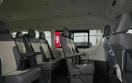 Toyota HiAce H300, 2026 год, 7 980 000 рублей, 7 фотография