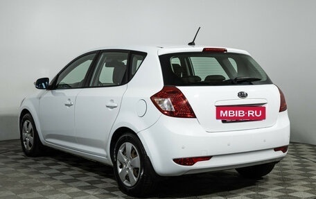 KIA cee'd I рестайлинг, 2011 год, 849 585 рублей, 8 фотография